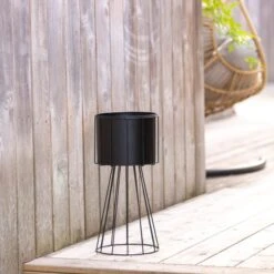 Black Plant Pot On Wire Stand -Dunelm 1000182676 alt01