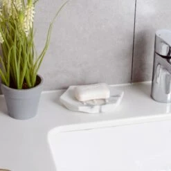 Marble Effect Soap Dish -Dunelm 30645774 alt01
