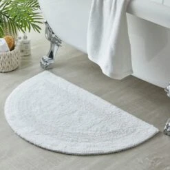 Super Soft Reversible Semi Circle Bath Mat -Dunelm 30711443