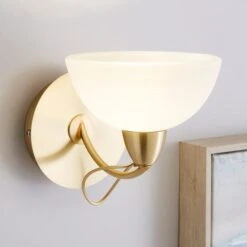 Buville Wall Light