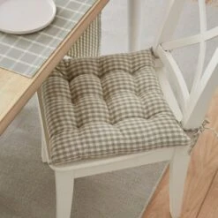Gingham Check 9 Stitch Sage Seat Pad -Dunelm 30755196 alt02