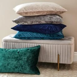 Crushed Velour Piped Pillowcase -Dunelm 30828692 alt02