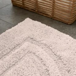 Luxury Cotton Semi-Circle Bath Mat -Dunelm 30837359 alt01