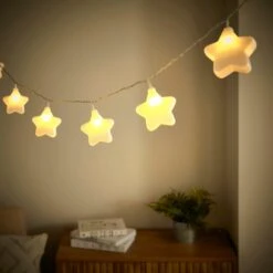 Star String Lights 8 Star String Lights -Dunelm 30873983 alt01