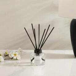 Tuberose And Freesia Diffuser