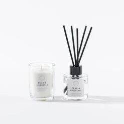 Pear & Gardenia Candle And Diffuser Gift Set -Dunelm 30899668 alt02