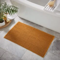 Mini Bobble Bath Mat -Dunelm 30900395