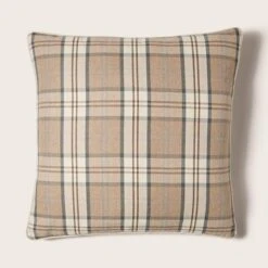 Isabella Cushion Cover -Dunelm 30902539 alt01