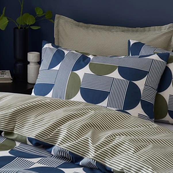 Bromley Modern Geo Navy Duvet Cover And Pillowcase Set 4 Bromley Modern Geo Navy Duvet Cover And Pillowcase Set - Image 2