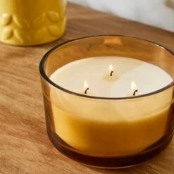 Honey & Buttercup Multi Wick Candle -Dunelm 30924801 alt01