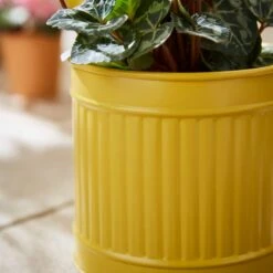 Small Bright Metal Plant Pot -Dunelm 30926676 alt01